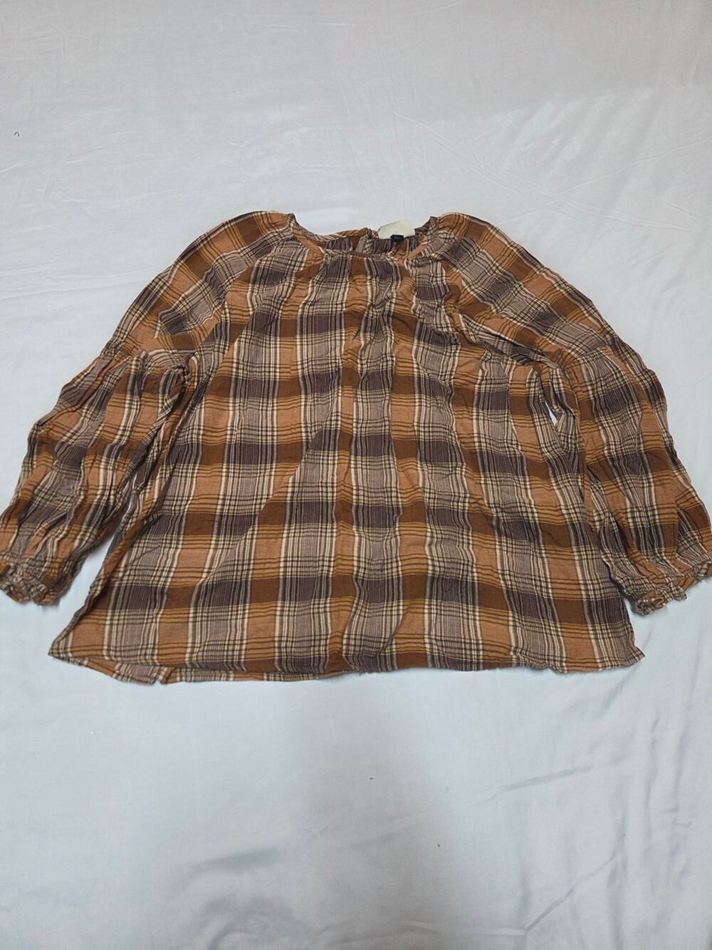 Universal Thread Plaid Peasant Top in Brown and Tan